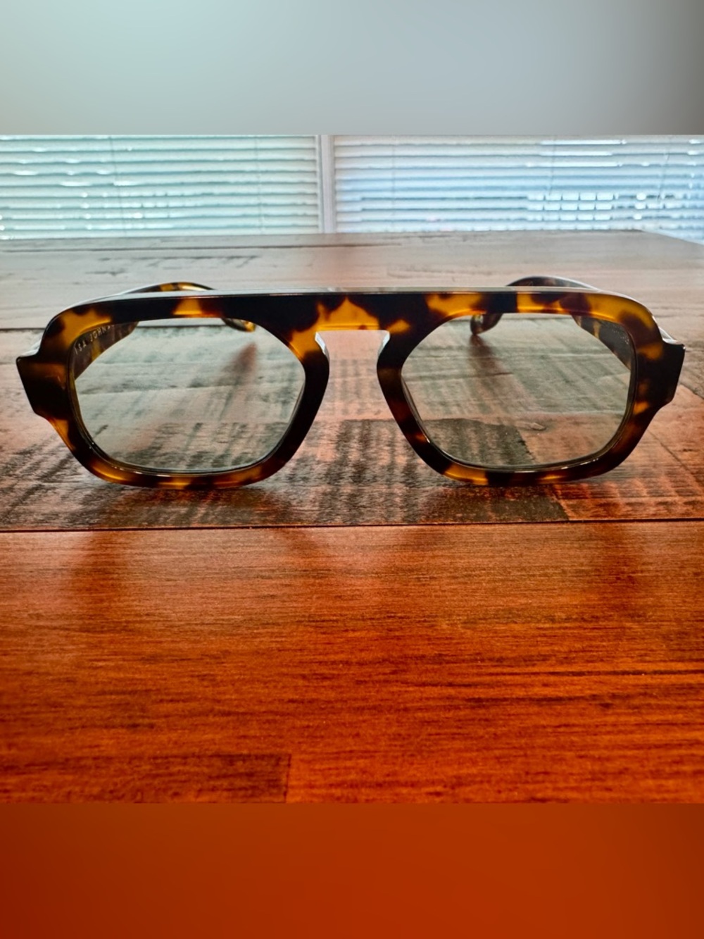 Elisa Johnson- Jane Mini Sunglasses, Brown Tortoise